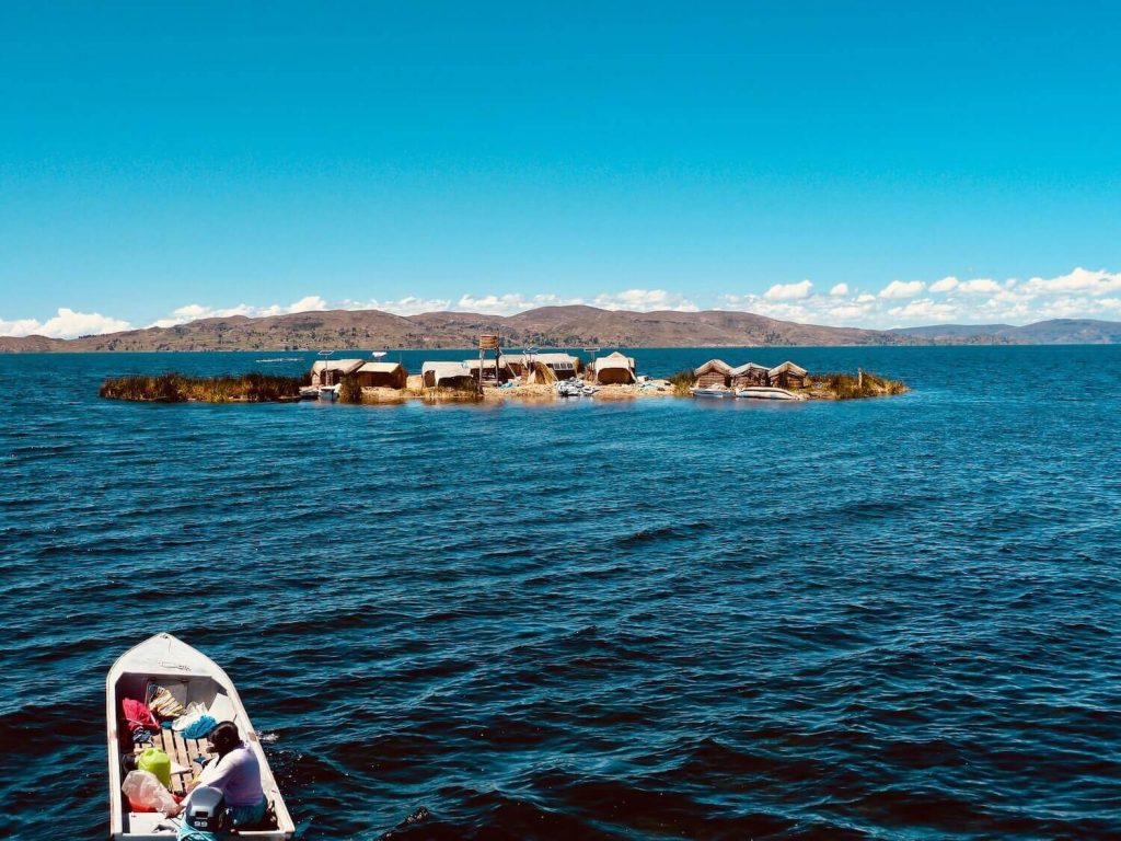 Lago Titicaca y las islas de Uros